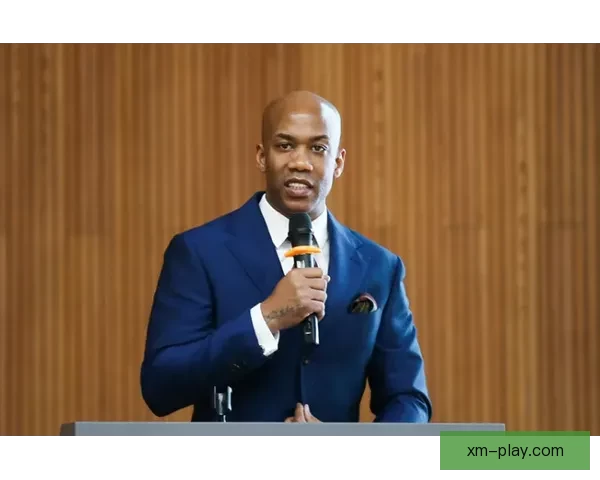 艾维情绪失控言行过激致失业 让人联想到马布里凯琼斯的类似经历